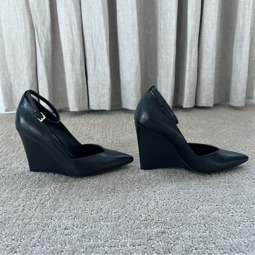 Nine West Eviee Black Leather Wedge Pumps - Picture 6 of 12
